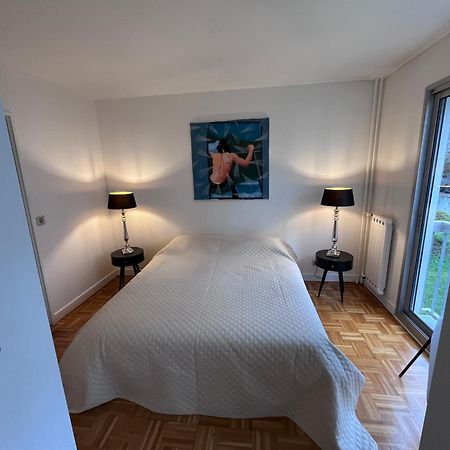 Suite 2 Pieces Sur Jardin Paris Exterior photo