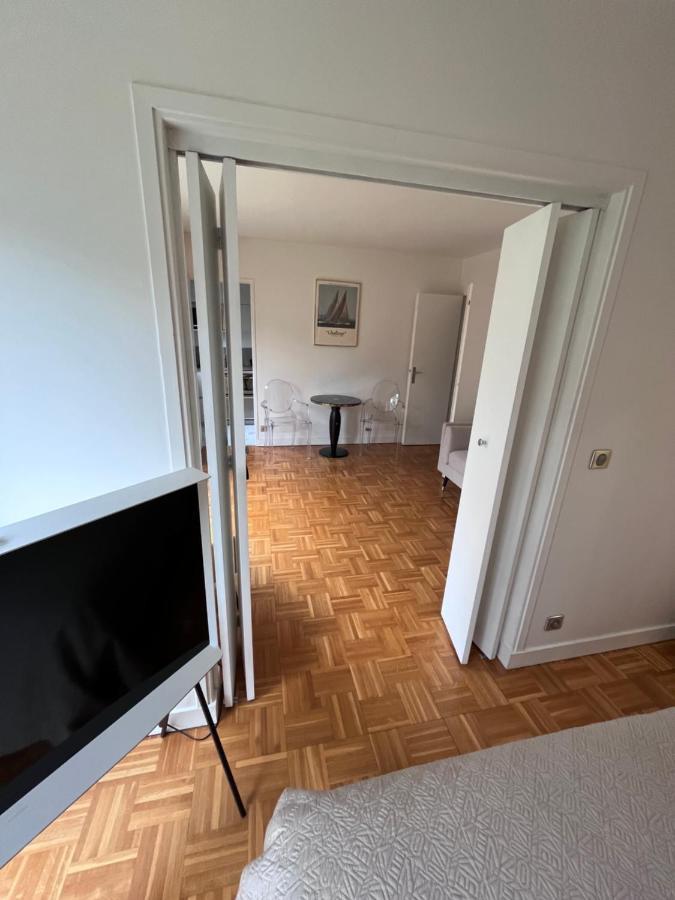 Suite 2 Pieces Sur Jardin Paris Exterior photo