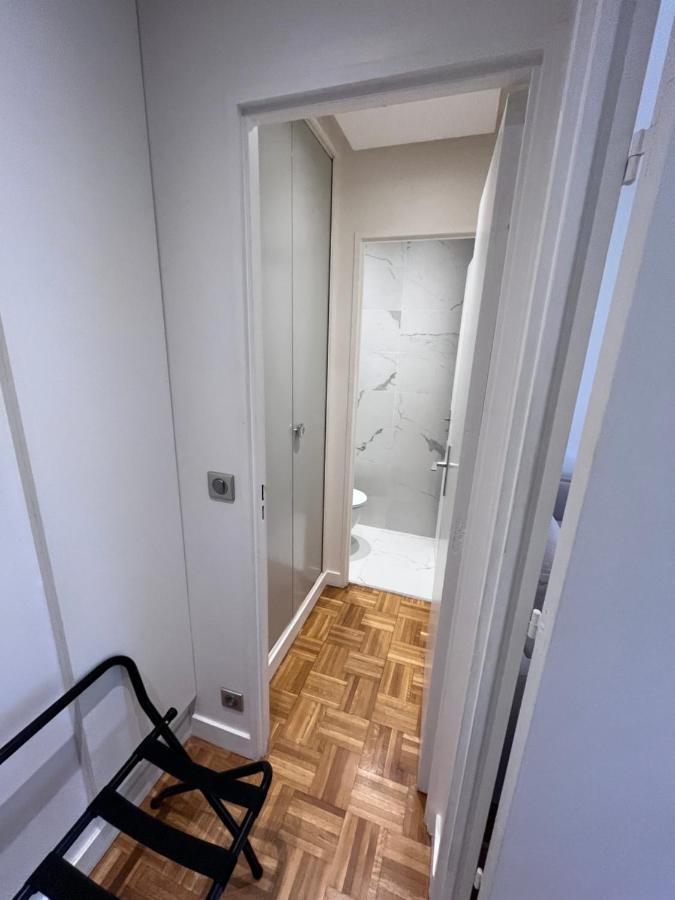 Suite 2 Pieces Sur Jardin Paris Exterior photo