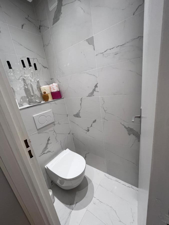 Suite 2 Pieces Sur Jardin Paris Exterior photo
